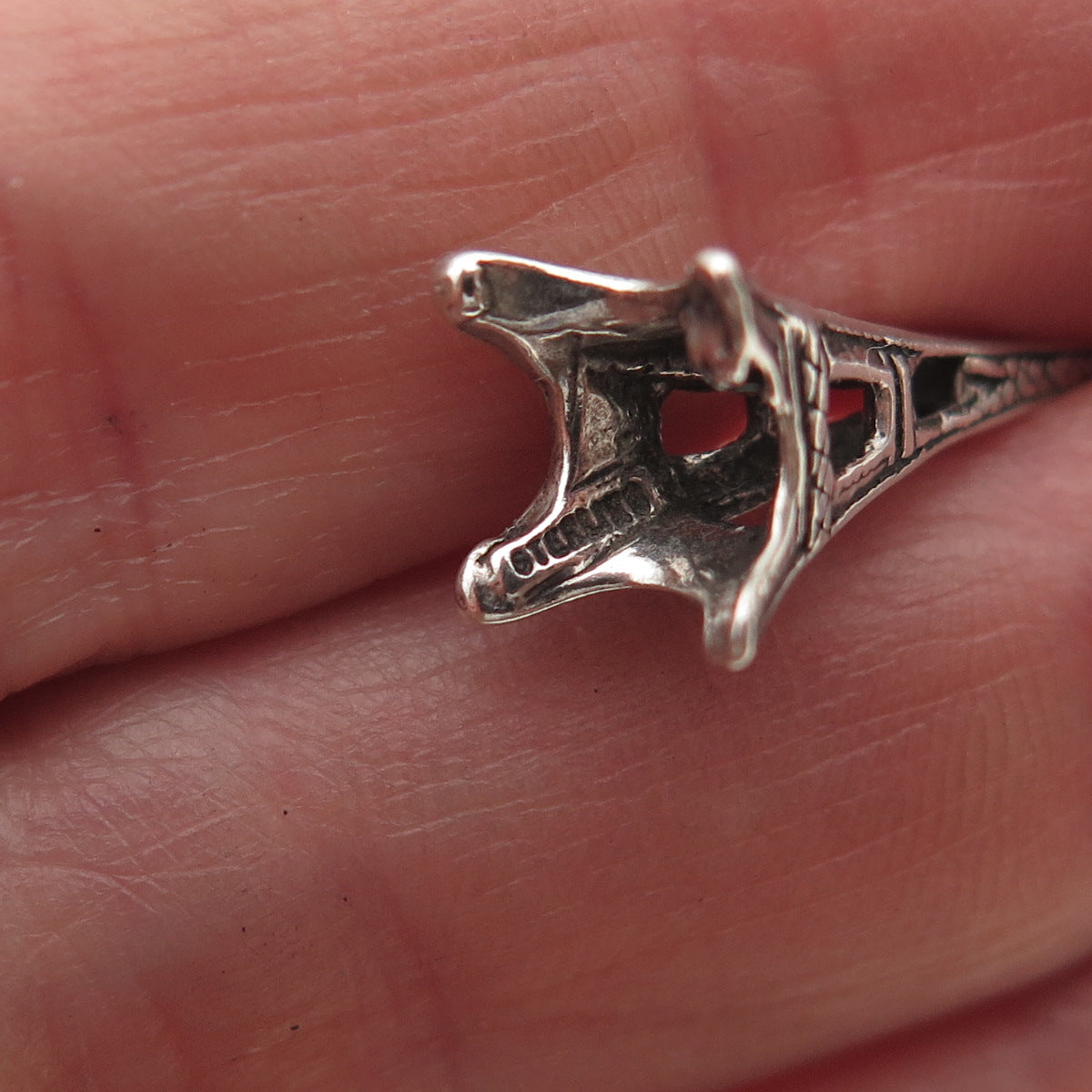 925 Sterling Silver Vintage Eiffel Tower Oxidized 3D Charm Pendant