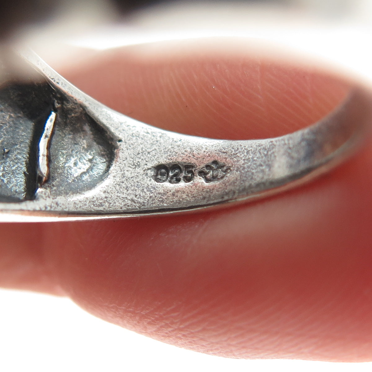MONICA JAIN 925 Sterling Vintage Modernist Ribbed Dome Oxidized Ring Size 7.25
