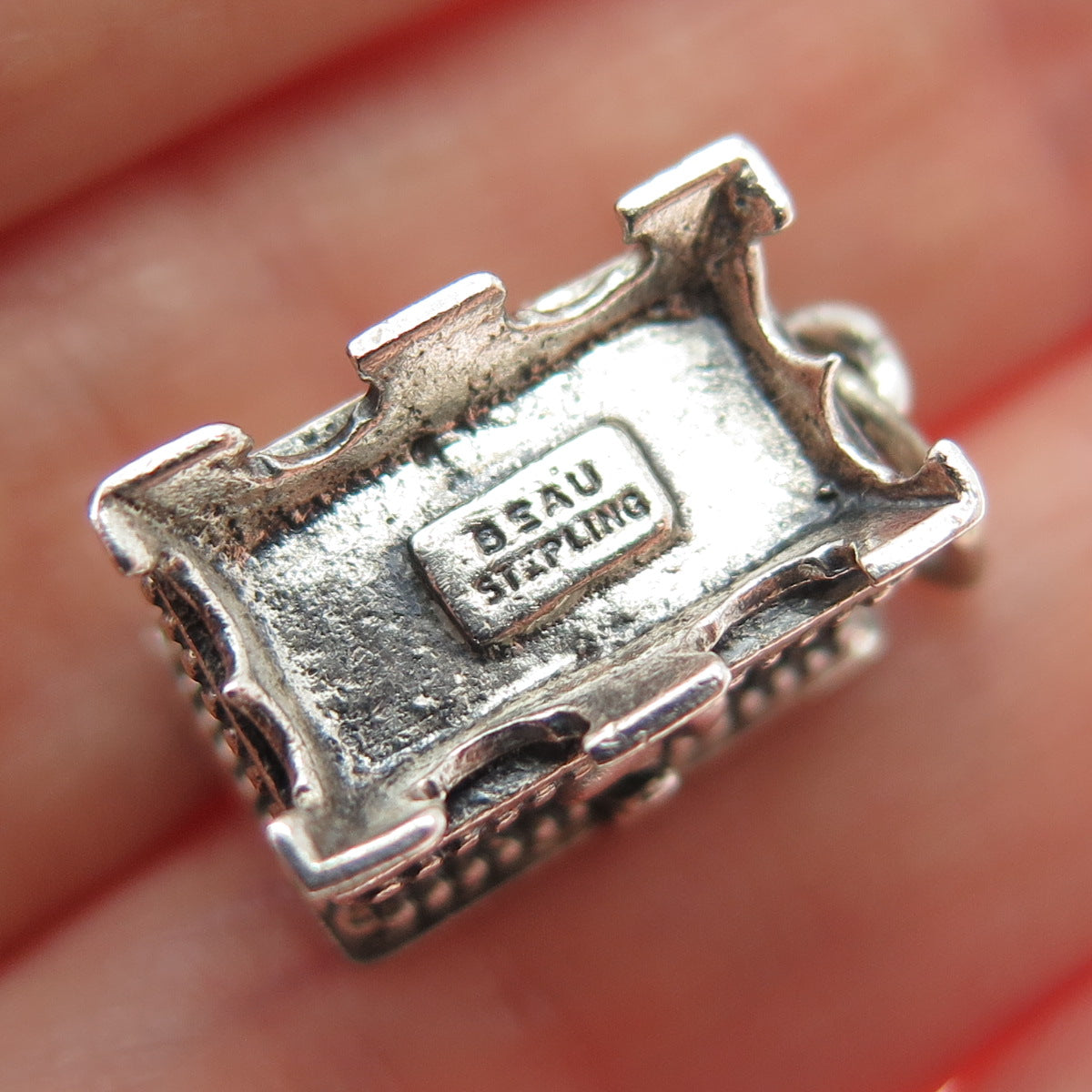 BEAU 925 Sterling Silver Vintage Hope Chest Minimalist Box Charm Pendant
