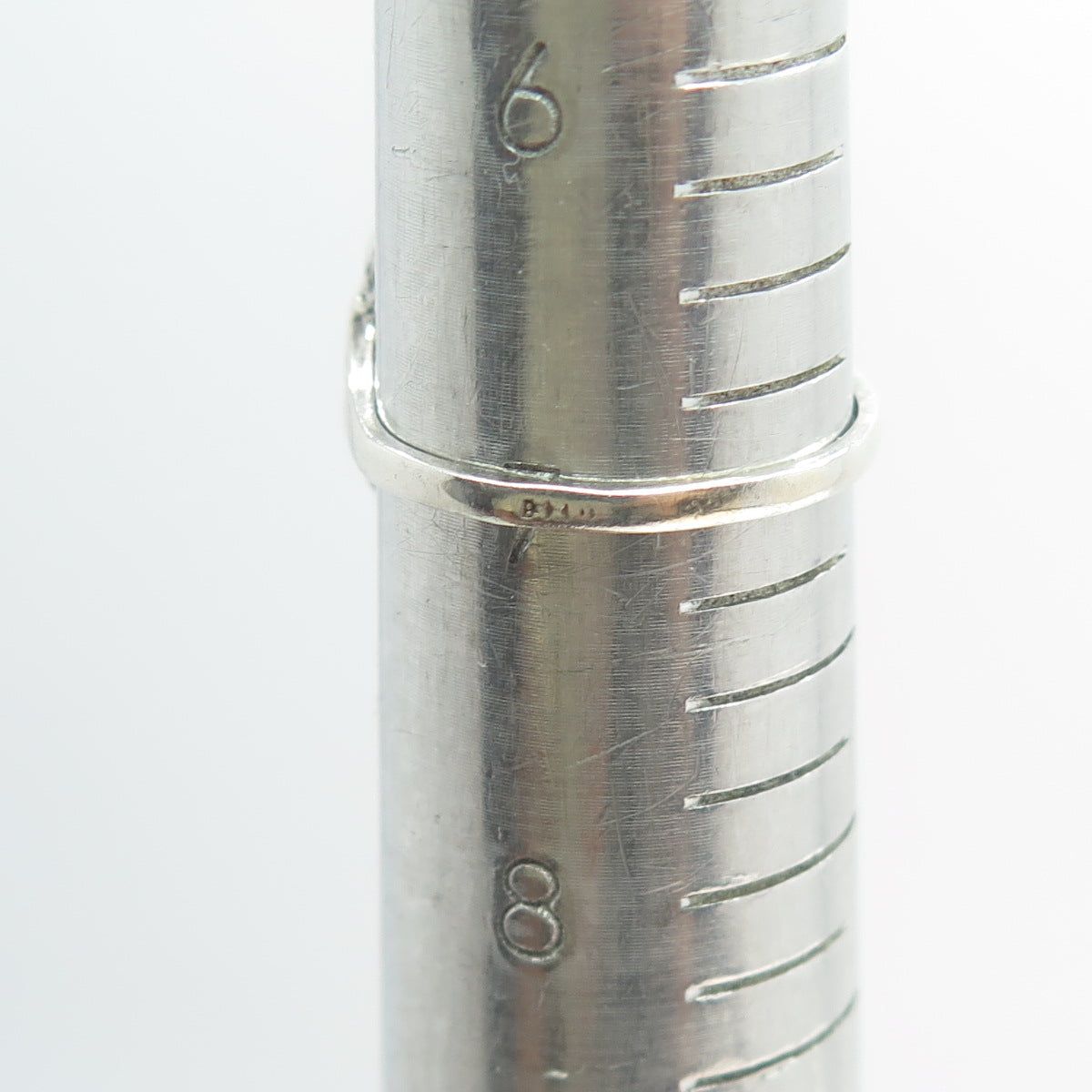 800 Silver Vintage Real Bisbee Turquoise Flower Dome Ring Size 7