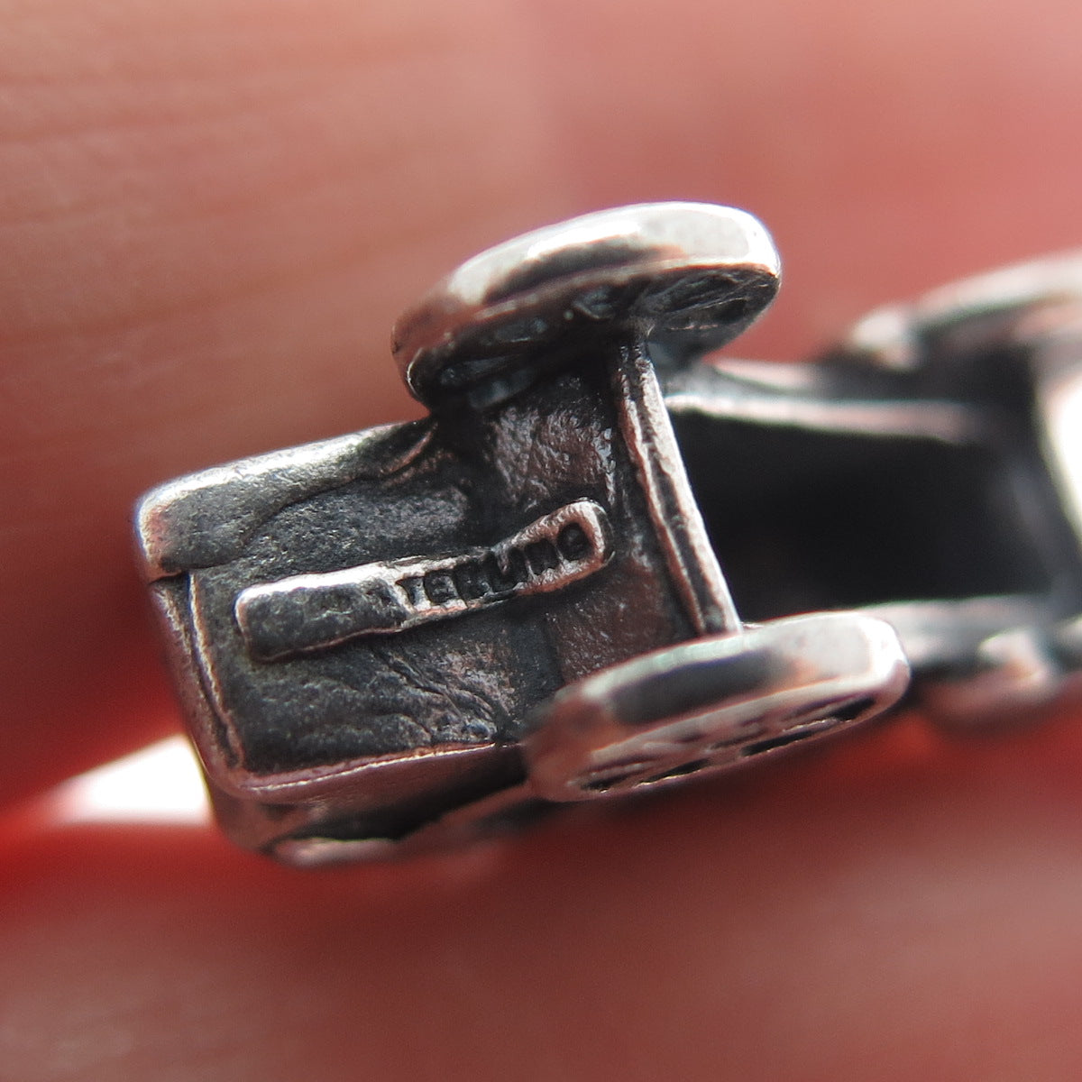 925 Sterling Silver Vintage Carriage Oxidized 3D Charm Pendant