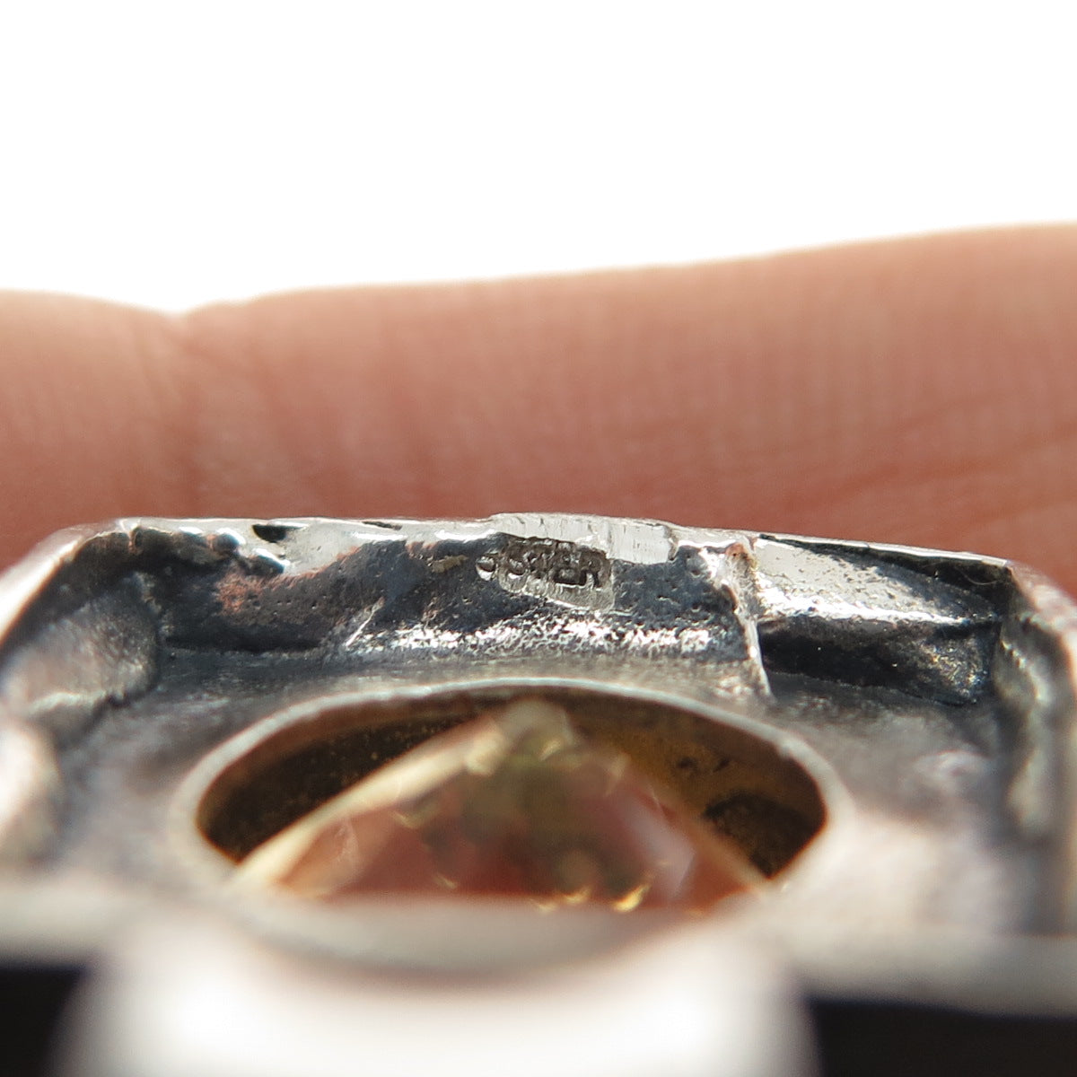 925 Sterling Silver 2-Tone Vintage Real Lime Quartz Hammered Charm Pendant