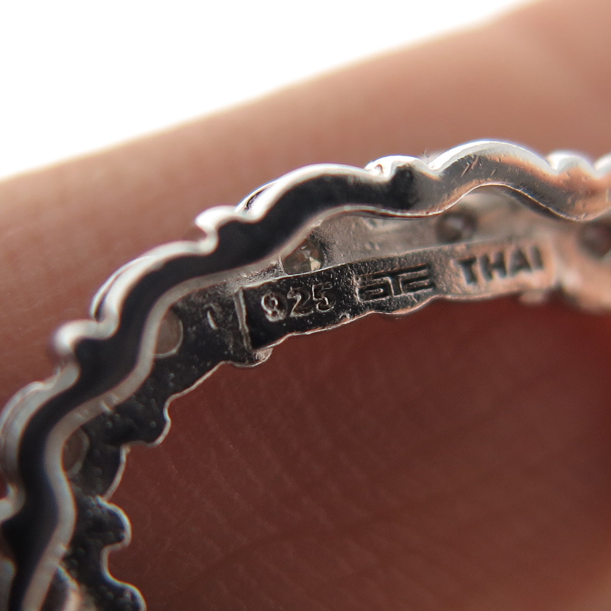 925 Sterling Silver Real Round-Cut Diamond Heart Minimalist Charm Pendant