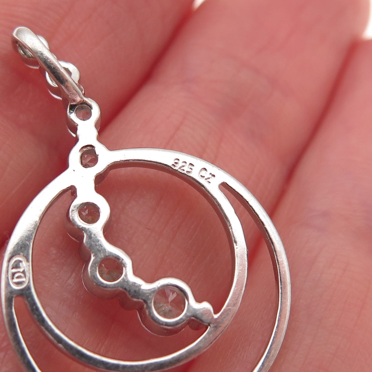 925 Sterling Silver Graduated Round-Cut C Z Charm Pendant