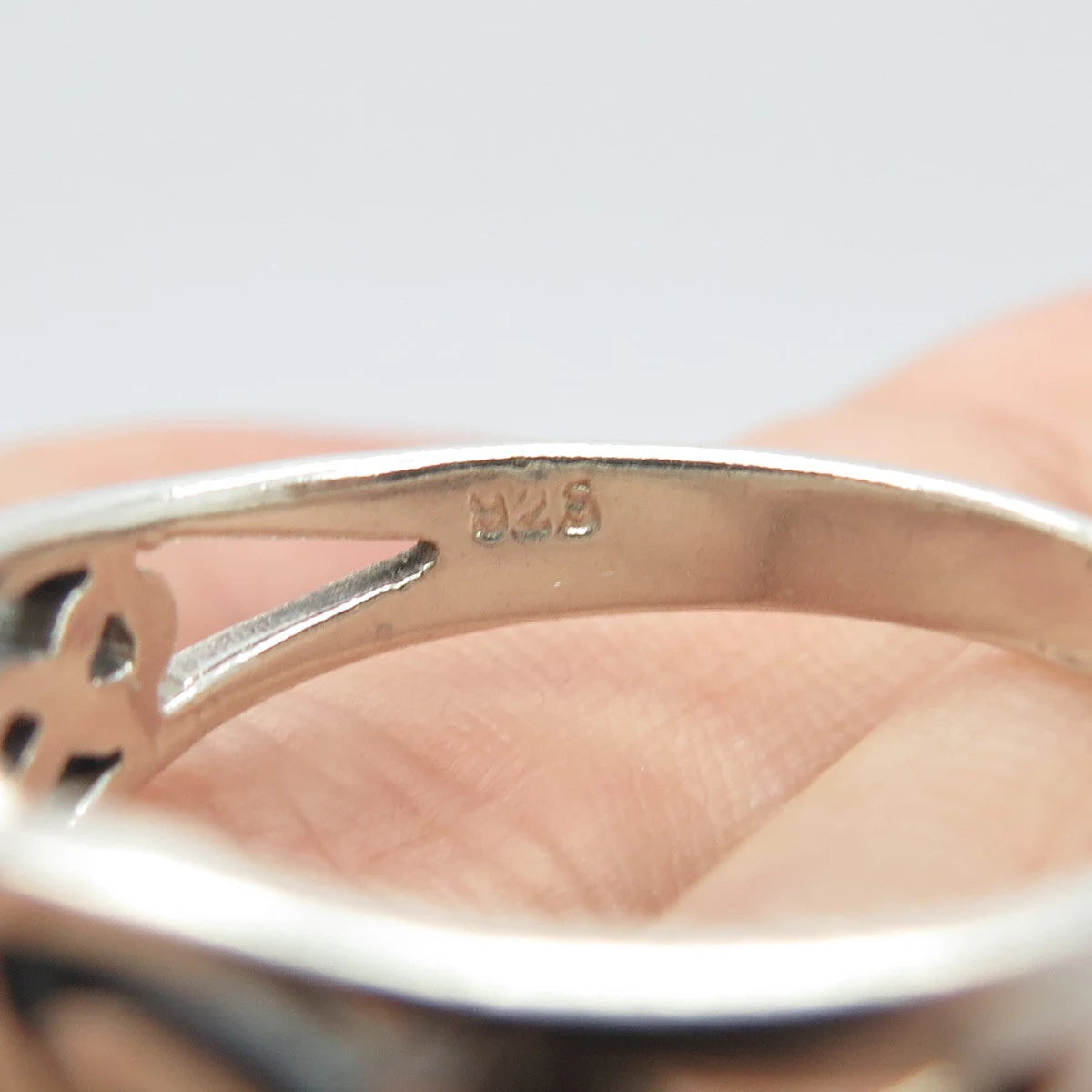925 Sterling Silver Vintage Celtic Ring Size 9.75