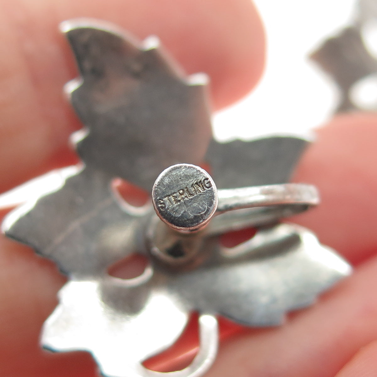 925 Sterling Silver Vintage Oak Leaf Floral Oxidized Screw Back Earrings