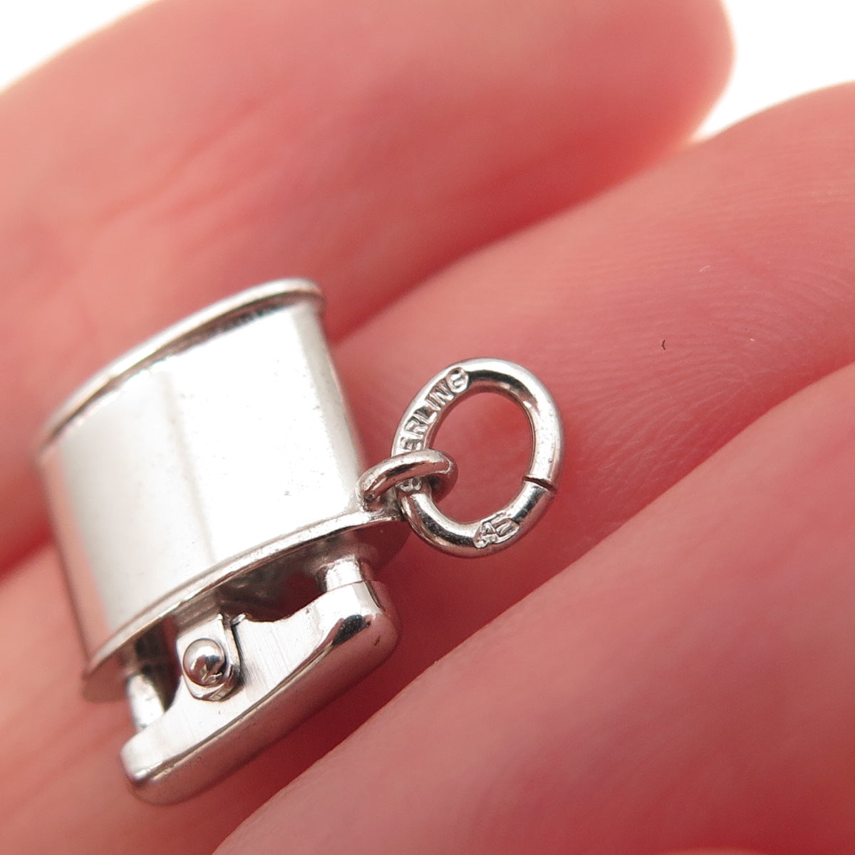 Art's Elegance 925 Sterling Silver Vintage Cigarette Lighter 3D Charm Pendant