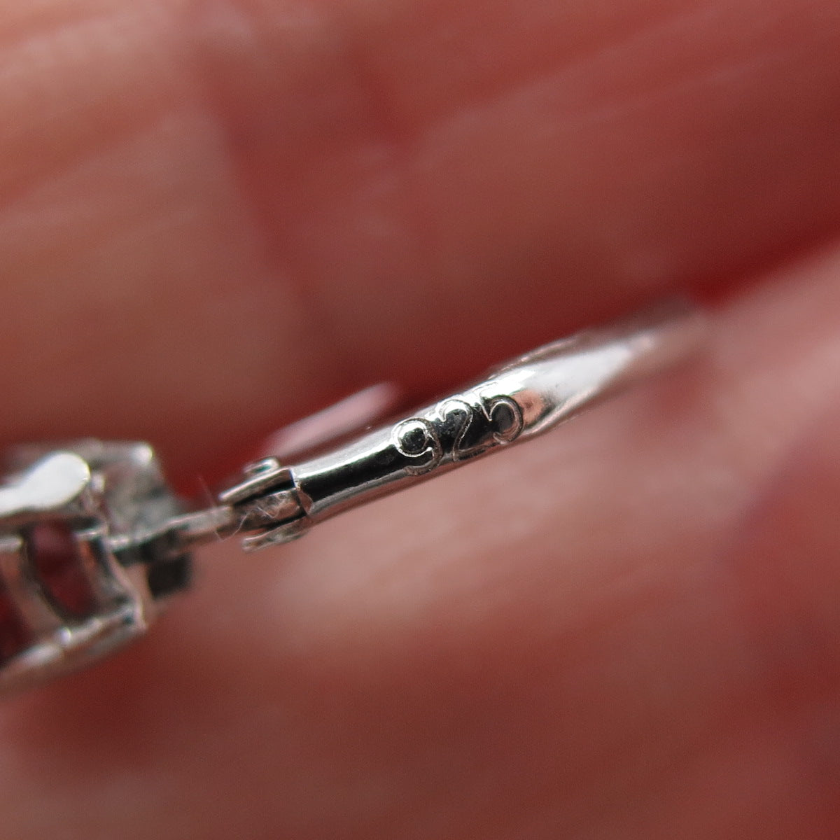 925 Sterling Silver Vintage Real Round-Cut Red Garnet Earrings