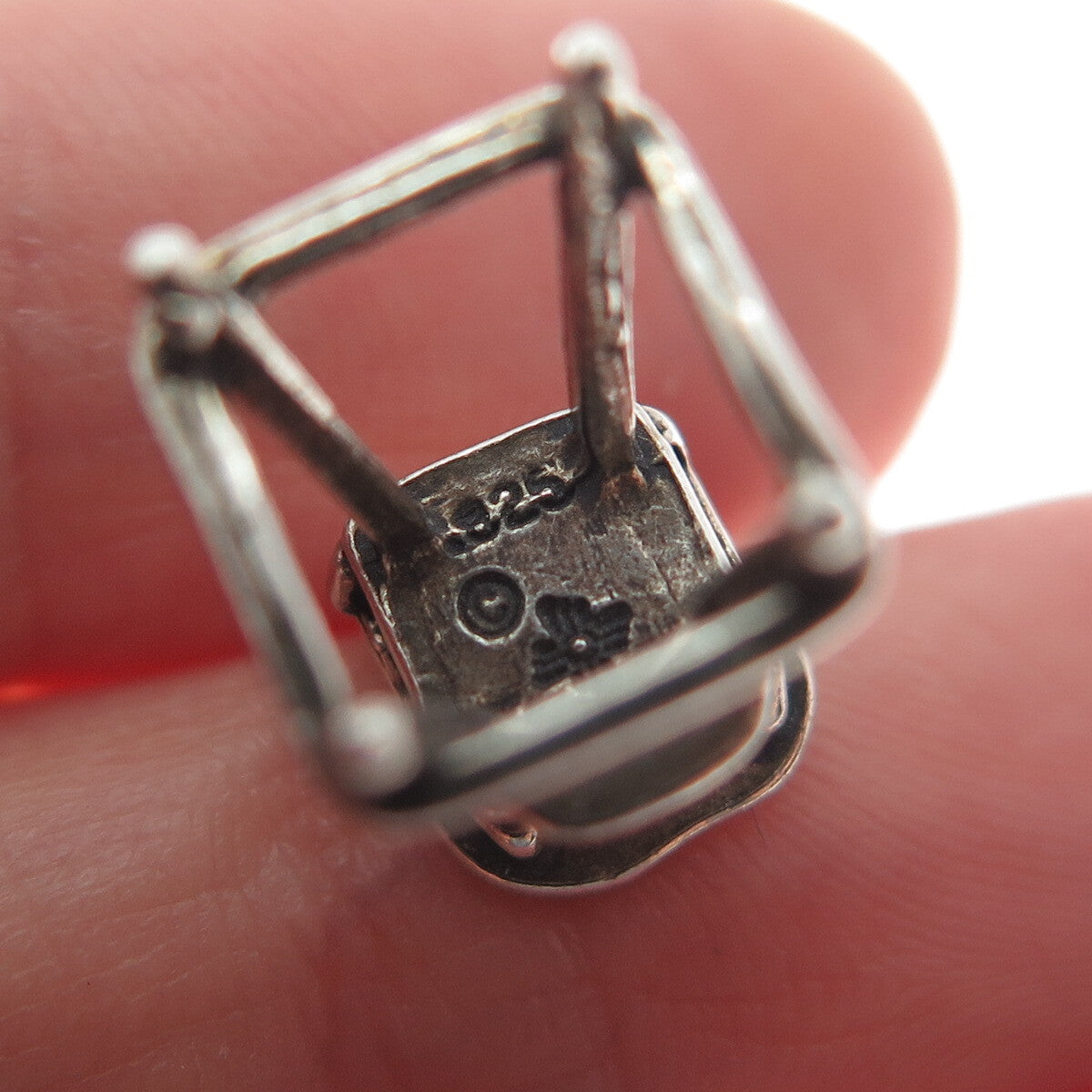 SUNWEST 925 Sterling Silver Vintage Baby Chair Oxidized Mini 3D Charm Pendant