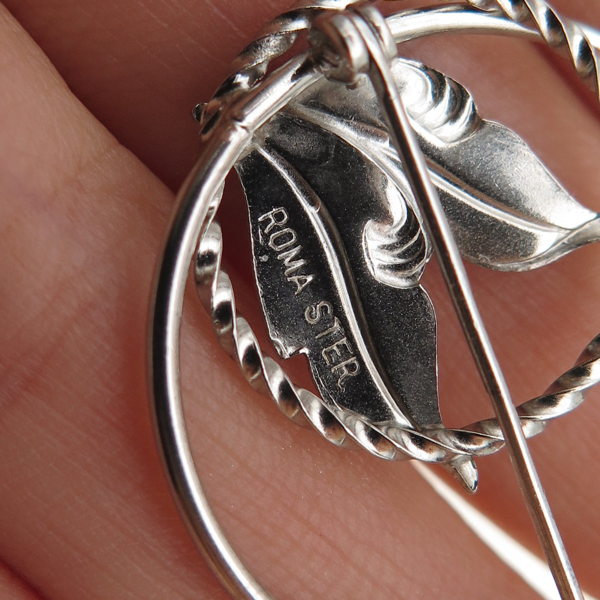 ROMA 925 Sterling Silver Vintage Floral Leaf Oxidized Pin Brooch