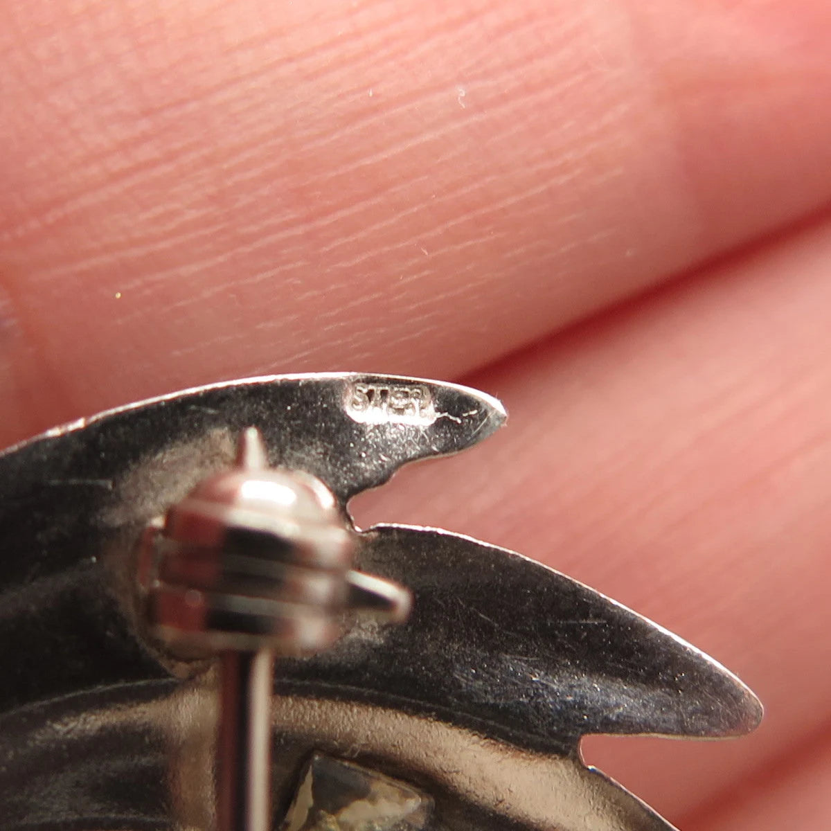 925 Sterling Silver Vintage Modernist Ribbed Pin Brooch