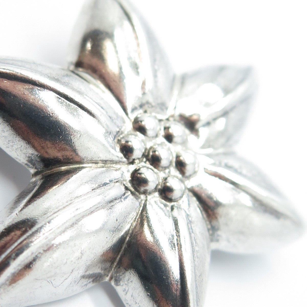 925 Sterling Silver Vintage Petal Floral Pin Brooch