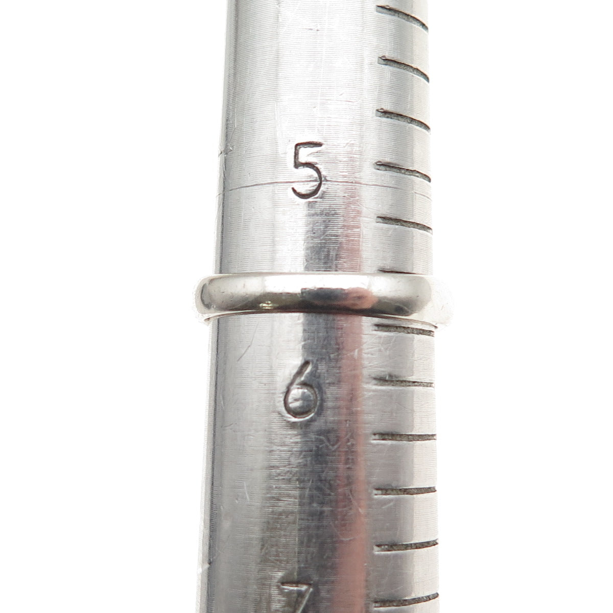 925 Sterling Silver Round-Cut C Z Oxidized Ring Size 5.75