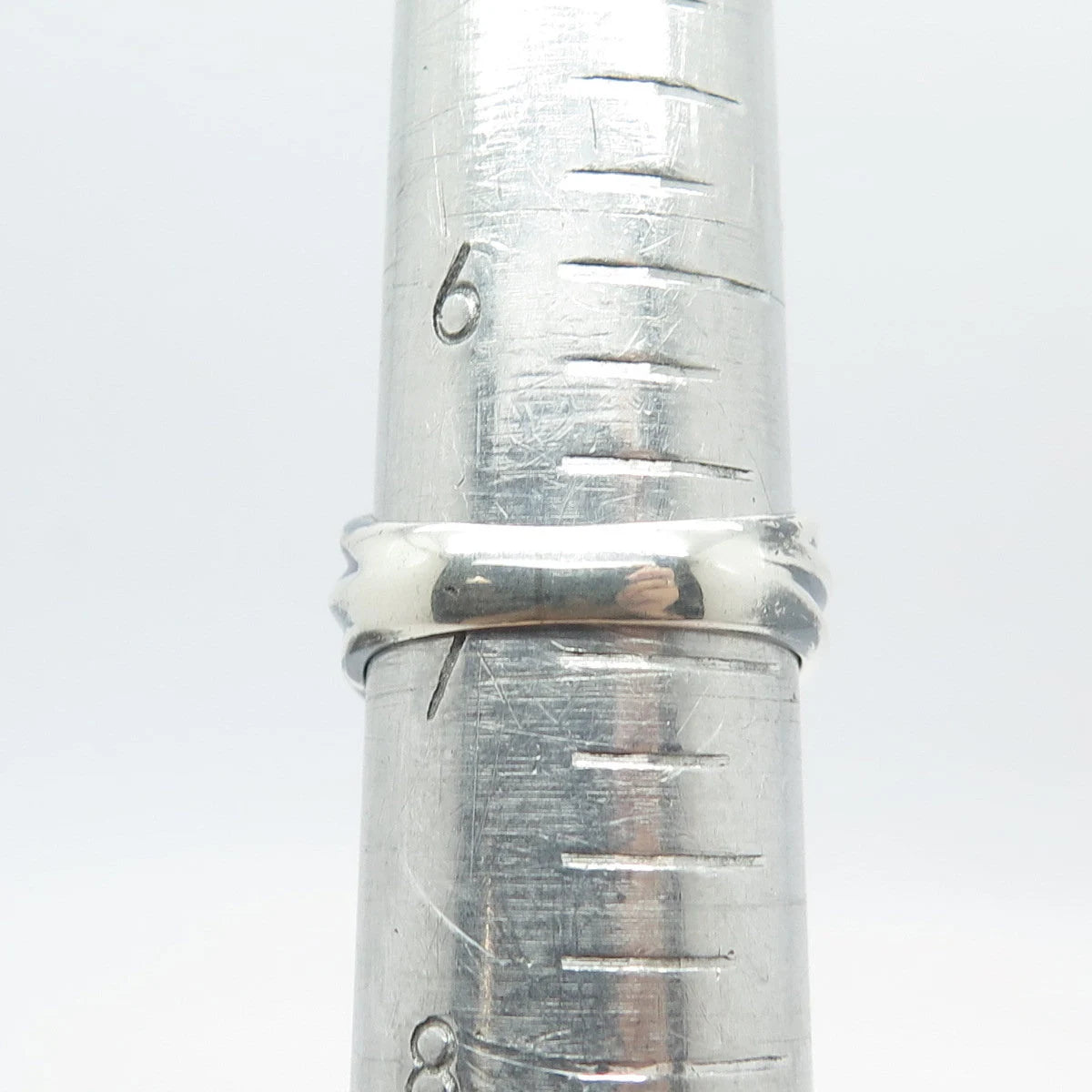 925 Sterling Silver Vintage Ribbed Ring Size 6.75