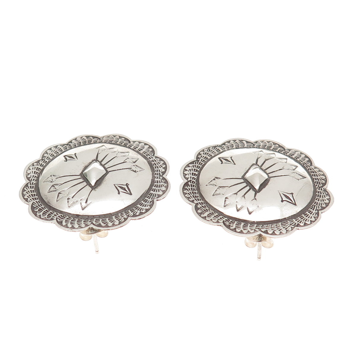 Old Pawn 925 Sterling Silver Vintage Southwestern Arrow Concho Oxidized Earrings