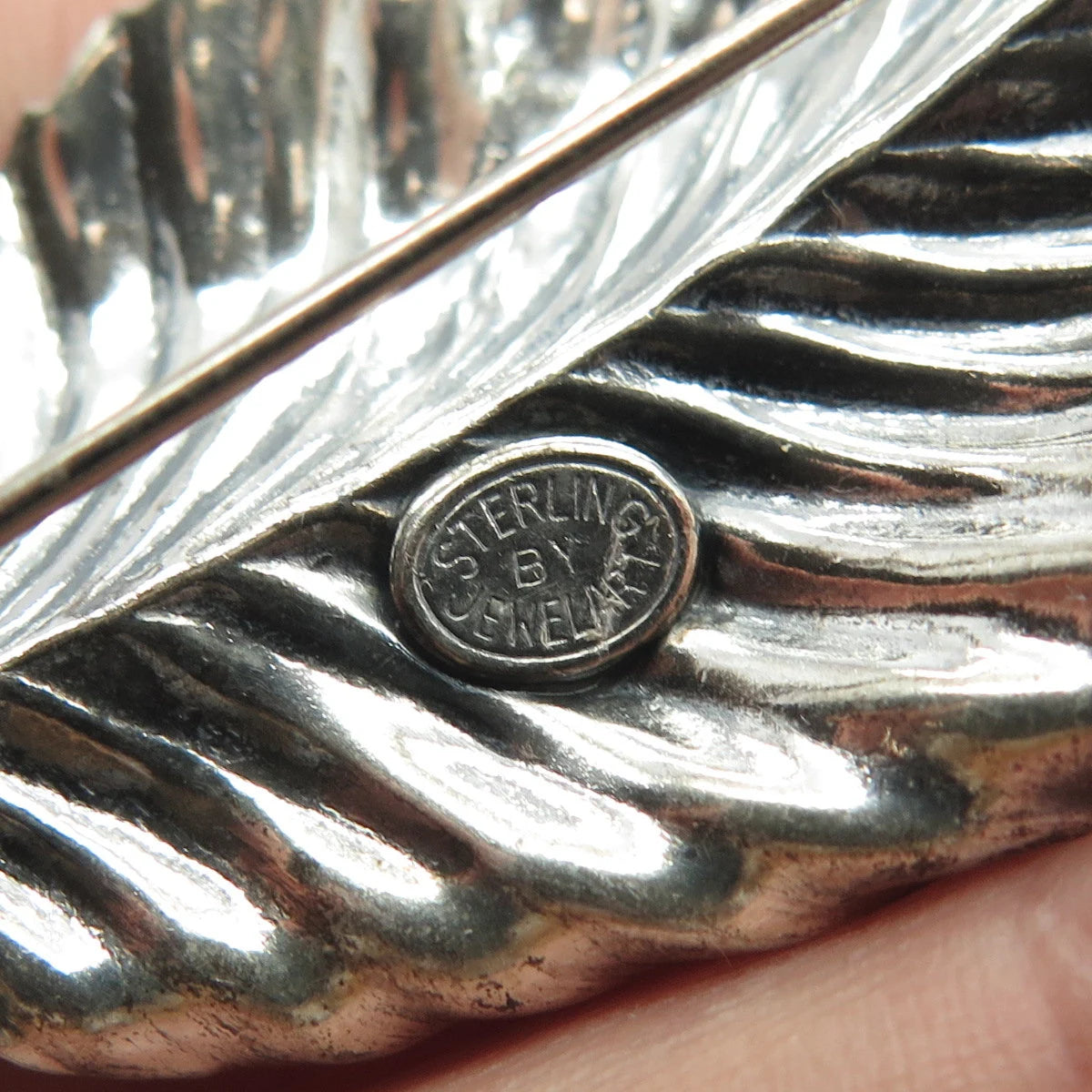925 Sterling Silver Antique Jewelart Ribbed Leaf Pin Brooch