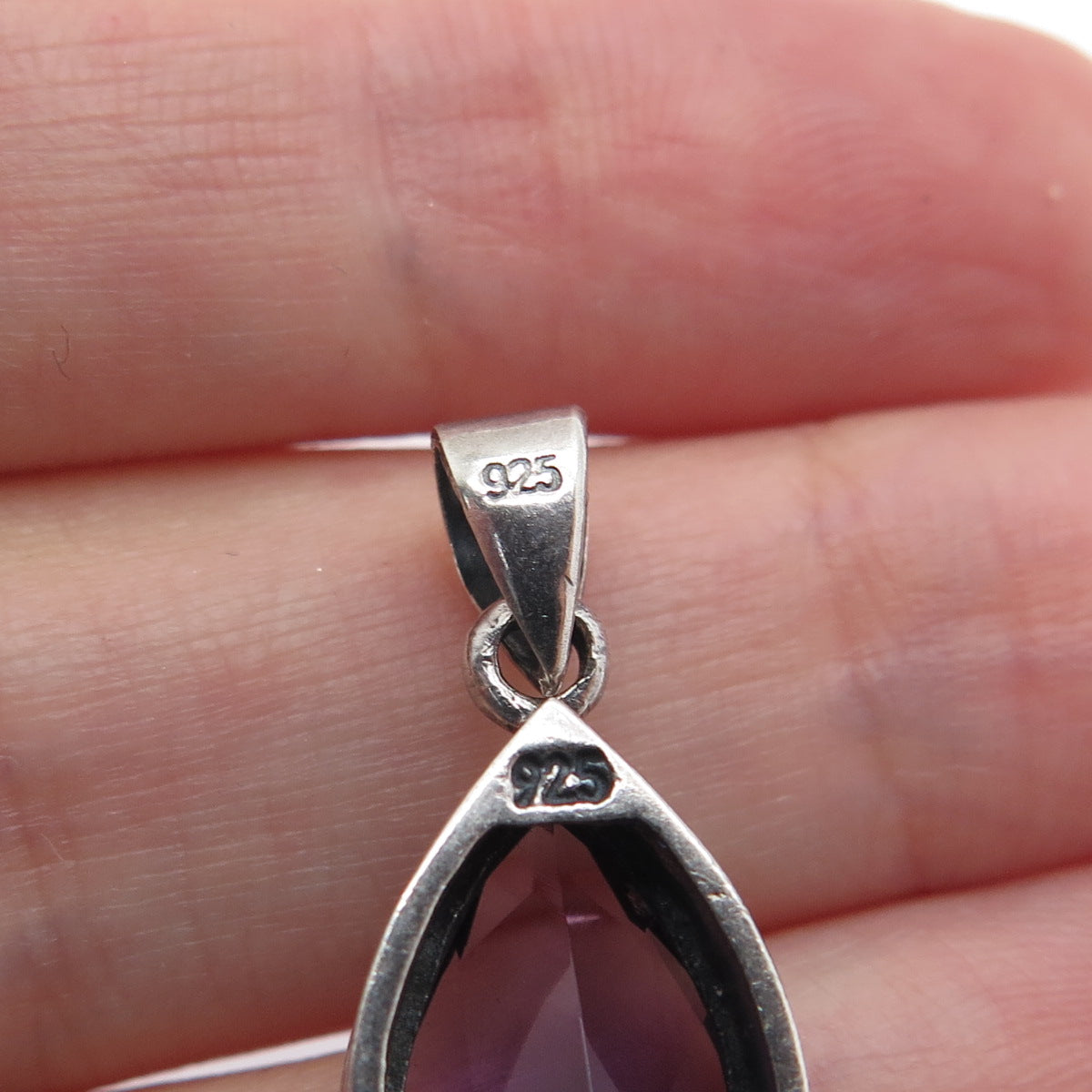 925 Sterling Silver Vintage Real Pear-Cut Amethyst Dotted Minimalist Pendant
