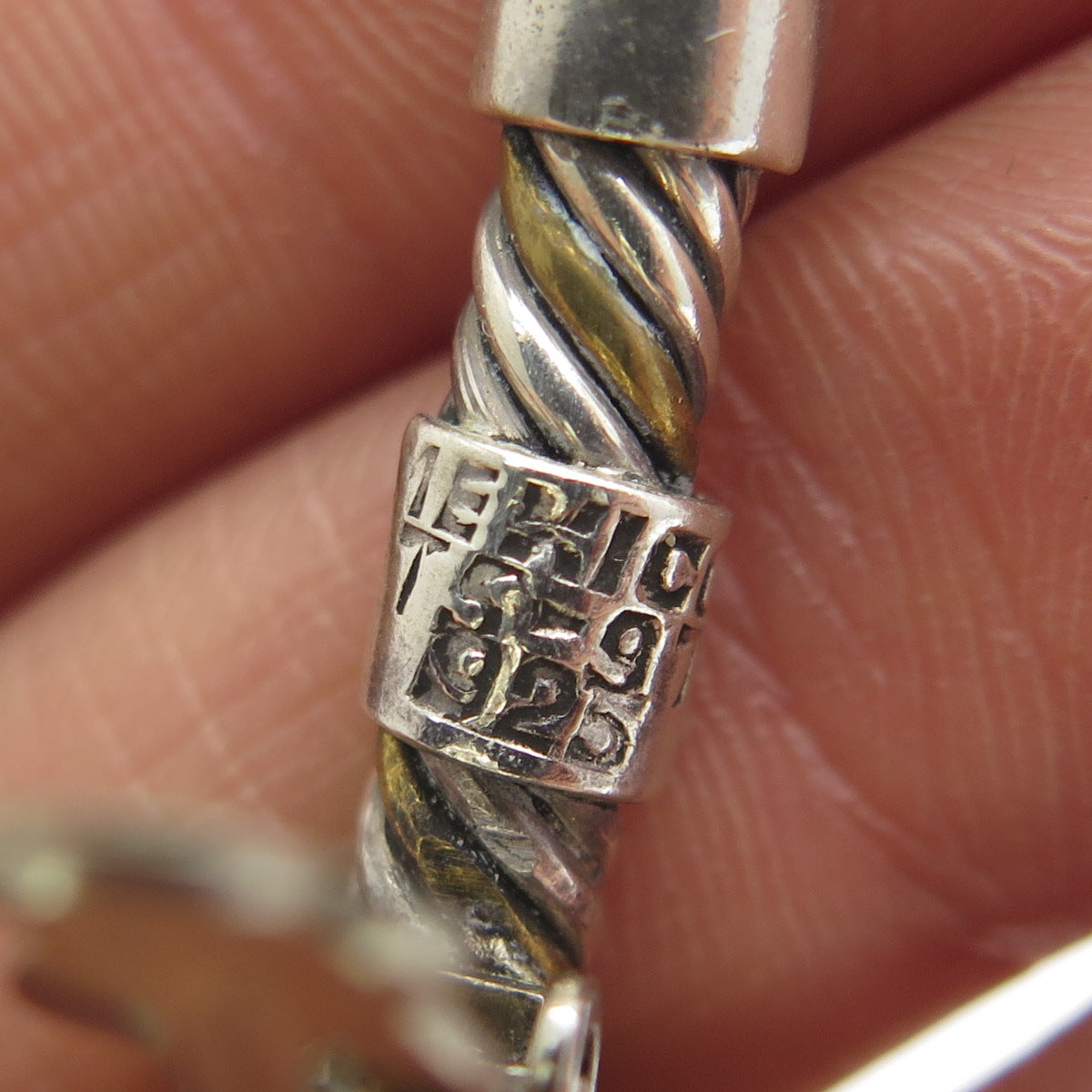 925 Sterling Silver 2-Tone Vintage Mexico Real Turquoise Arrow Clip On Earrings