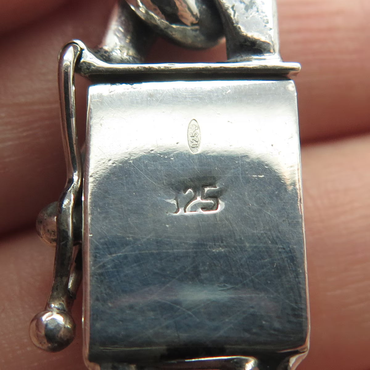925 Sterling Silver Vintage Heavy Figaro Link Bracelet 8"