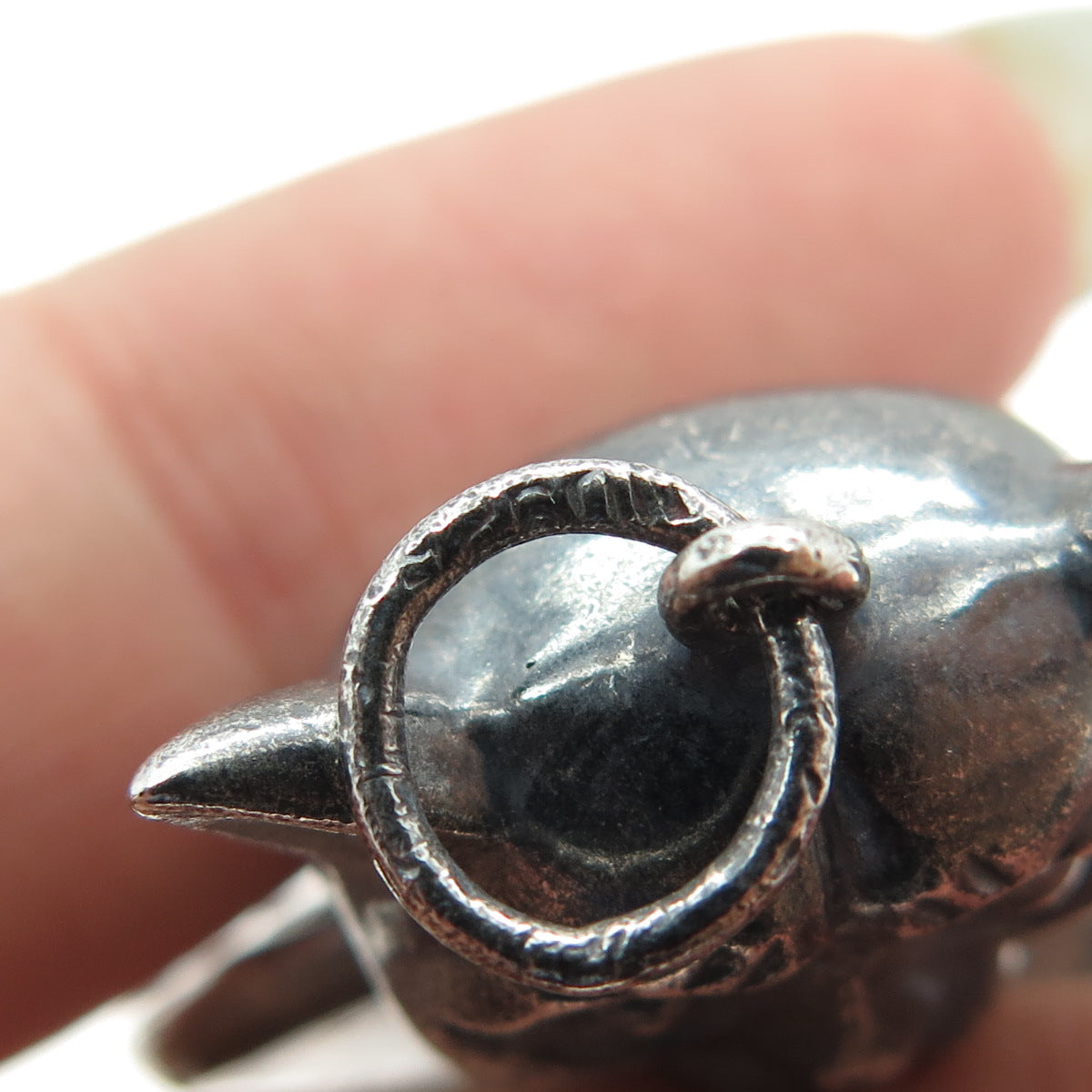 800 Silver Vintage Cat Puffy Hollow Oxidized Pendant