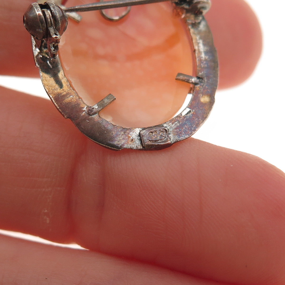 800 Silver Vintage Real MOP Carved Lady Cameo Pin Brooch / Pendant