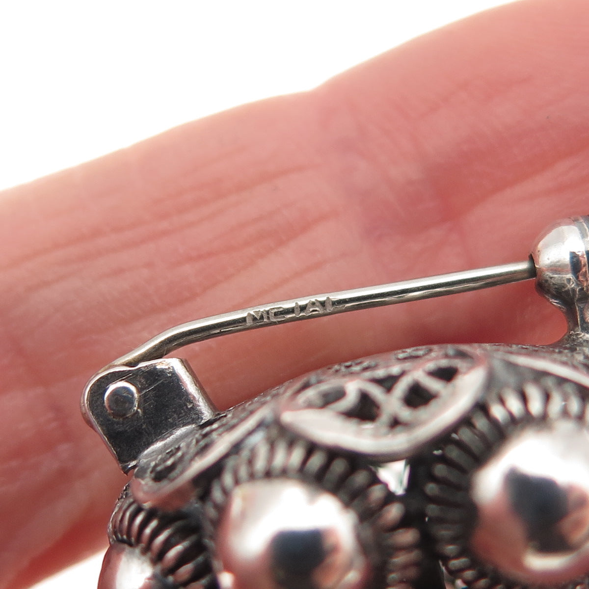 800 Silver Antique Art Deco Floral Filigree Cannetille Oxidized Pin Brooch