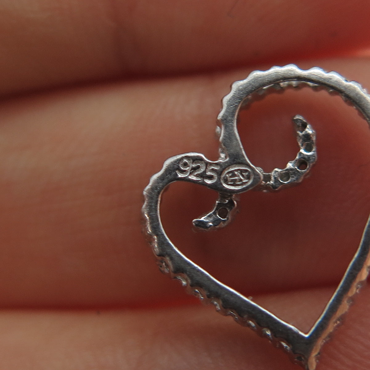 HN HENG NGAI 925 Sterling Silver Real Round-Cut Diamond Heart Mini Slide Pendant