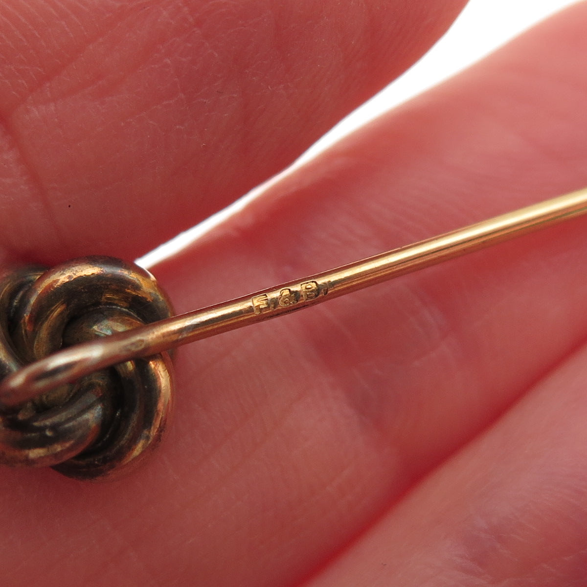 Theo W. Foster & Bro. Co. Gold Filled Antique Art Deco Twisted Knot Lapel Pin