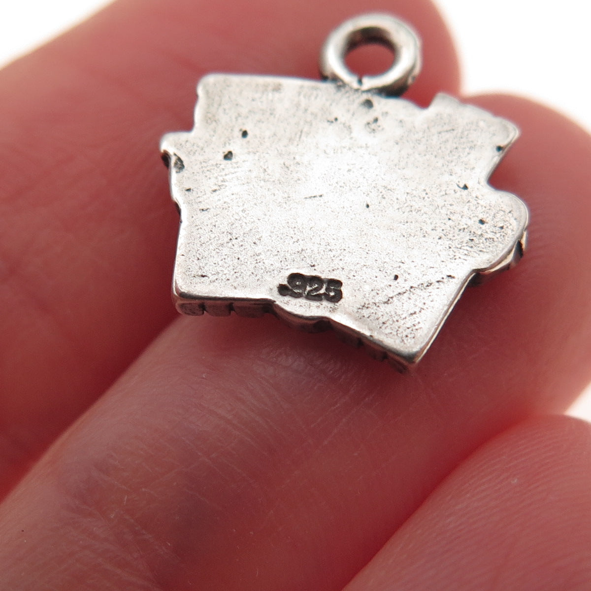 925 Sterling Silver Vintage World's Greatest Mom Oxidized Charm Pendant