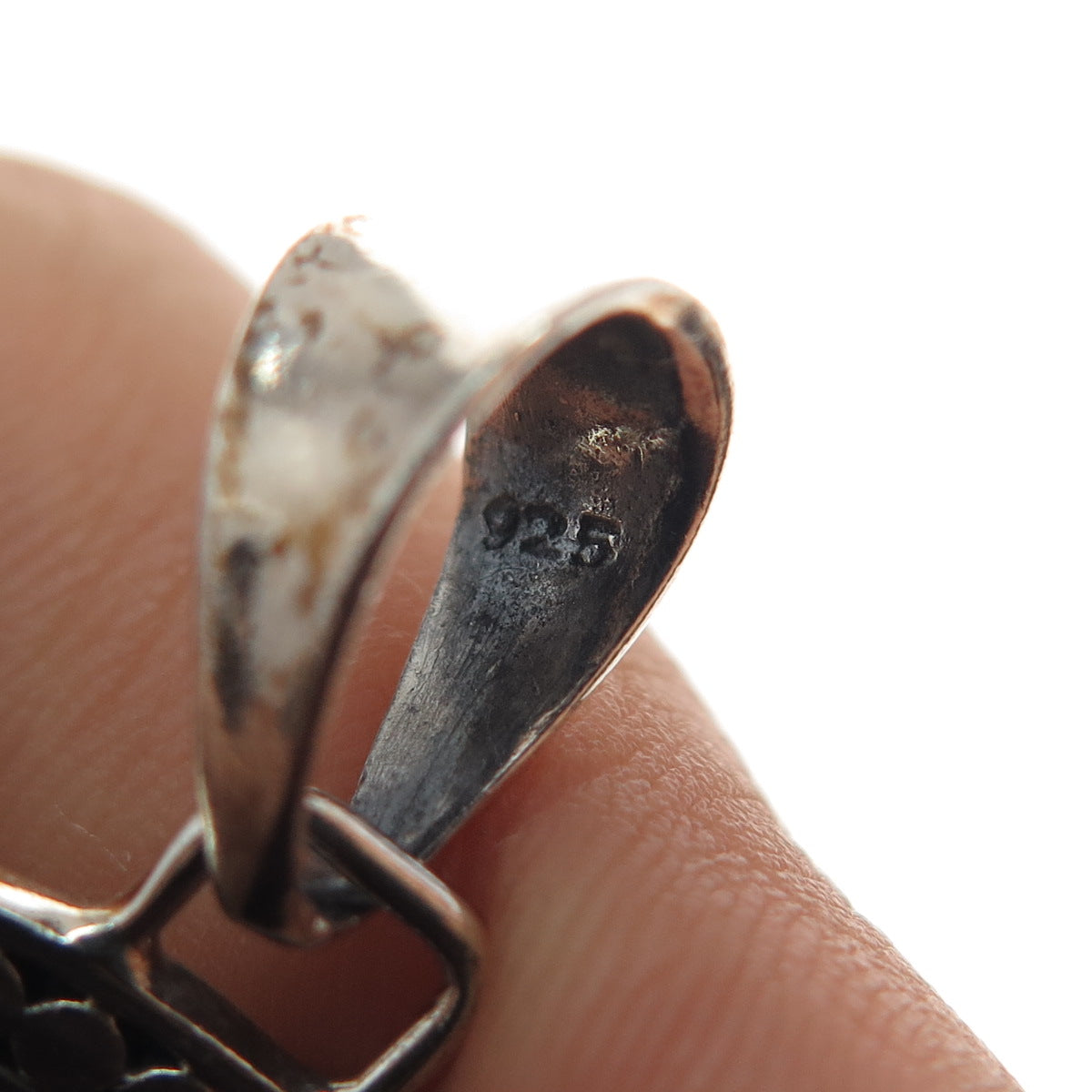 925 Sterling Silver Vintage Floral Dotted Charm Pendant