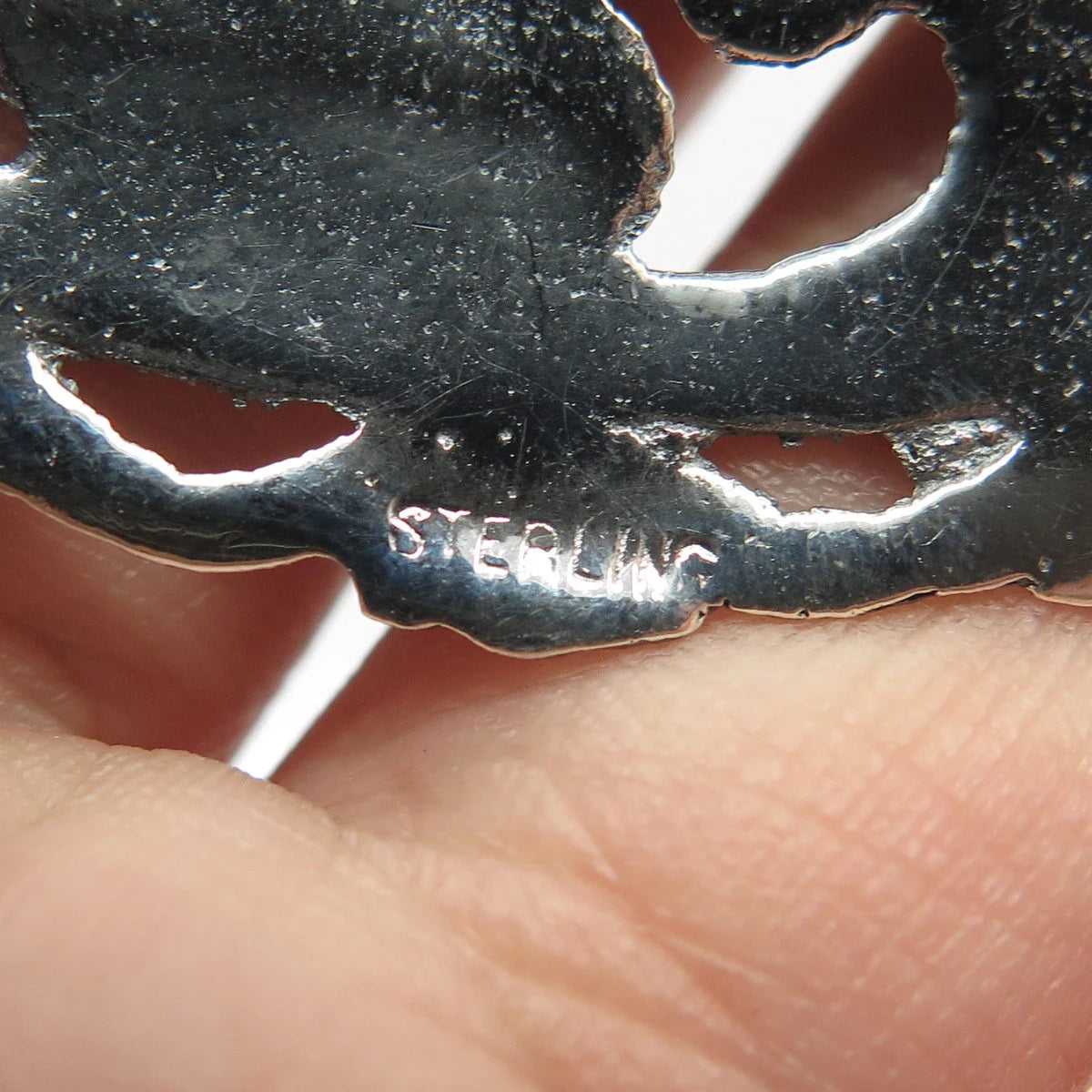 925 Sterling Silver Vintage Ornate Oval Pin Brooch