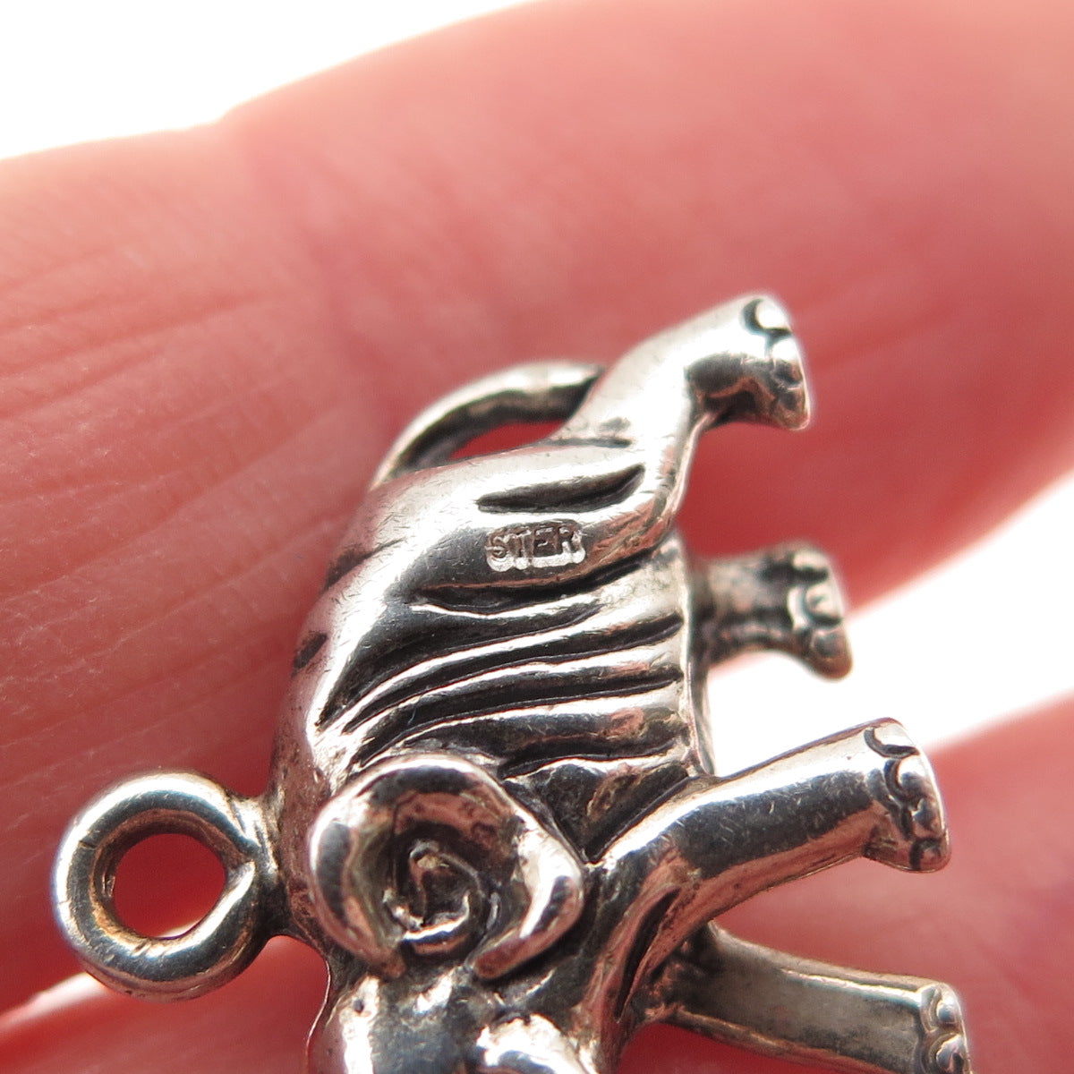 925 Sterling Silver Vintage Elephant Oxidized 3D Mini Charm Pendant