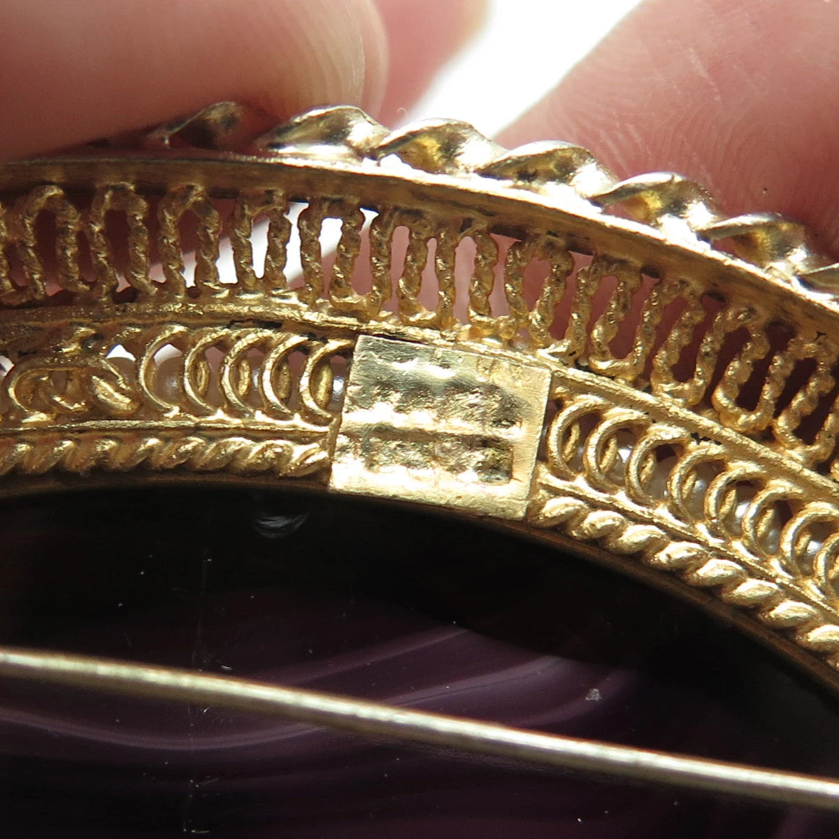 925 Sterling Silver Gold Plated Vintage Real Pearl & Lavender Glass Pin Brooch