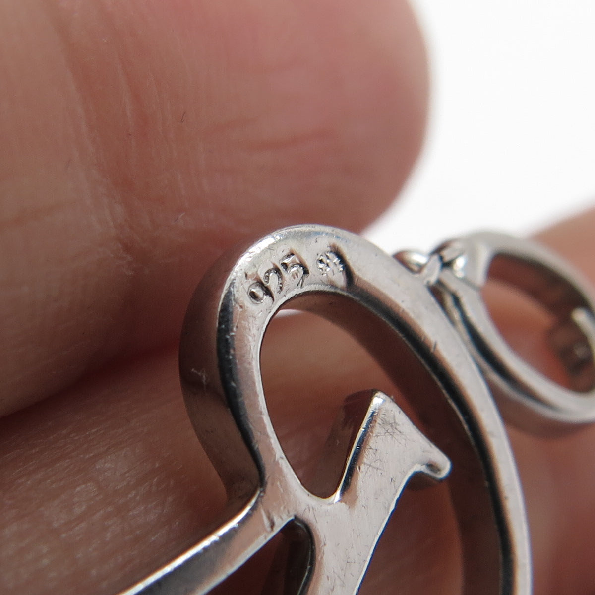 925 Sterling Silver Real Round-Cut Diamond Letter "R" Charm Pendant