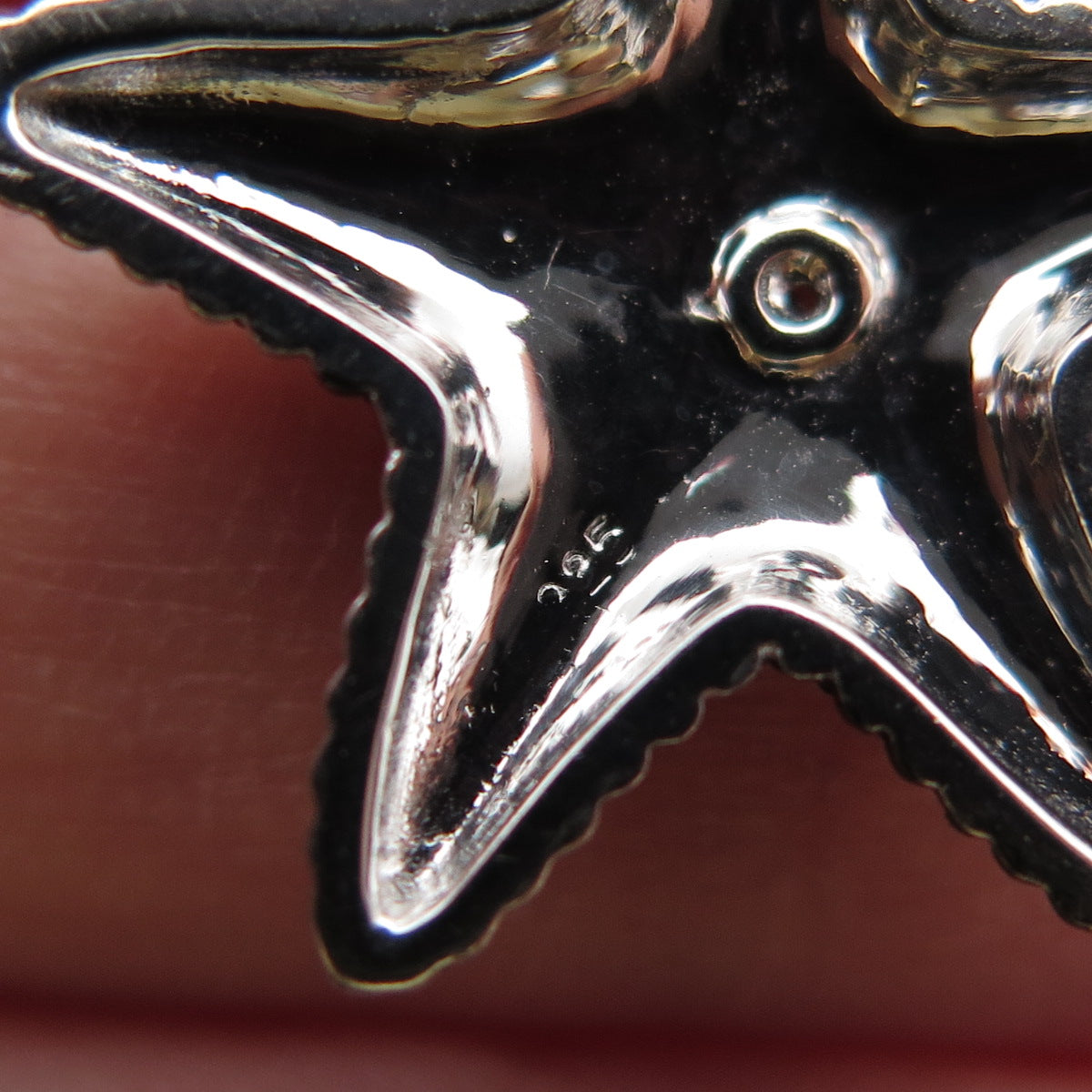 925 Sterling Silver Black Rhodium Real Diamond Accent Starfish Charm Pendant