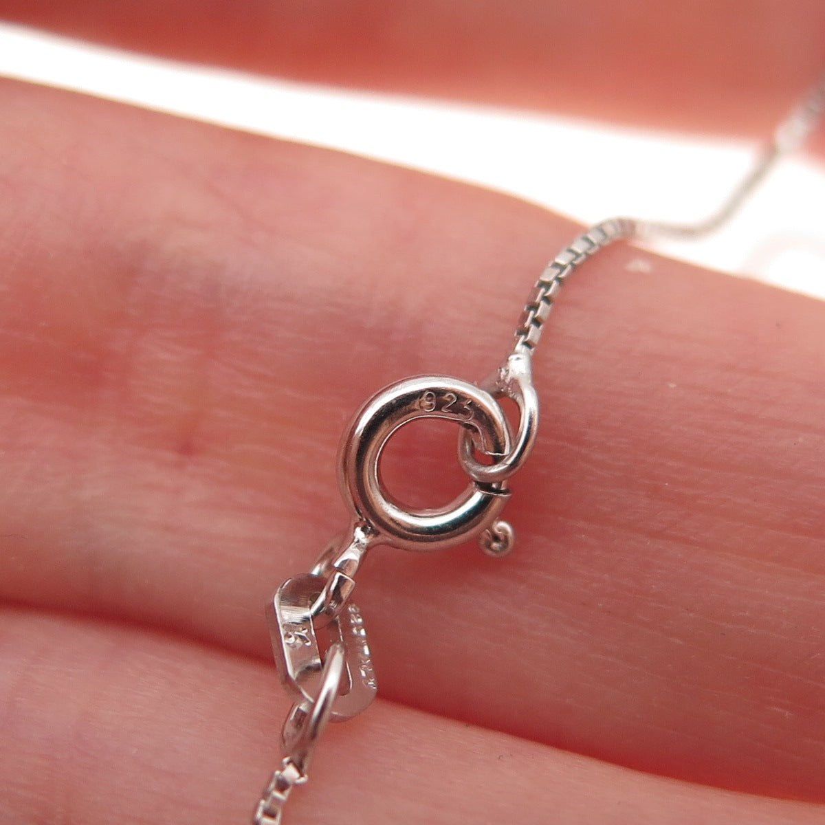 925 Sterling Silver Red Enamel Female Symbol Heart Box Chain Necklace 18"