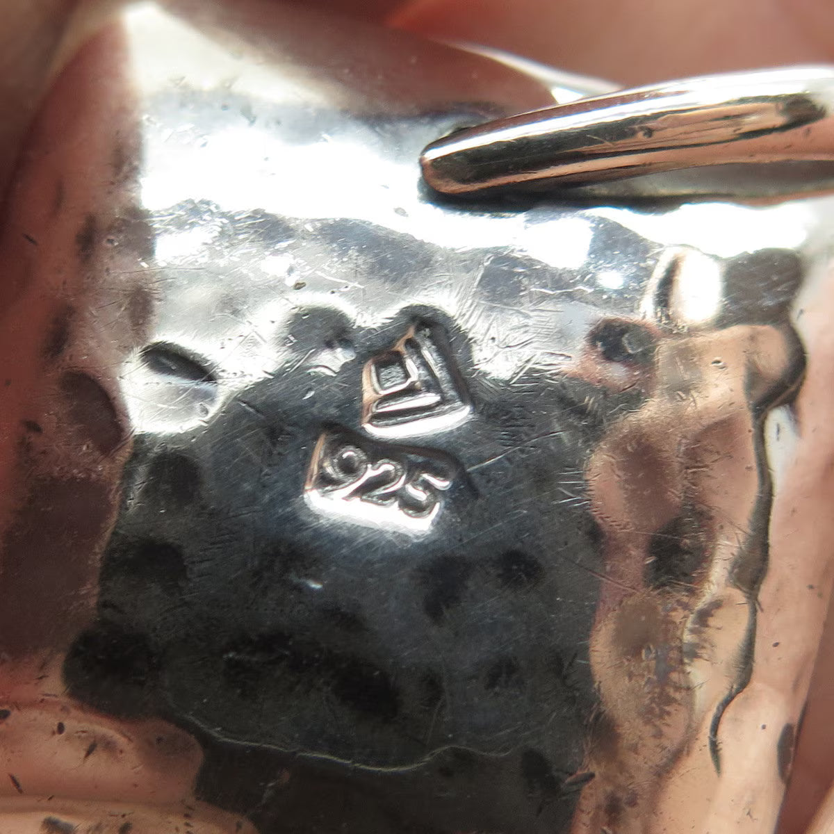 925 Sterling Silver Vintage Silpada Hammered Finish Pendant
