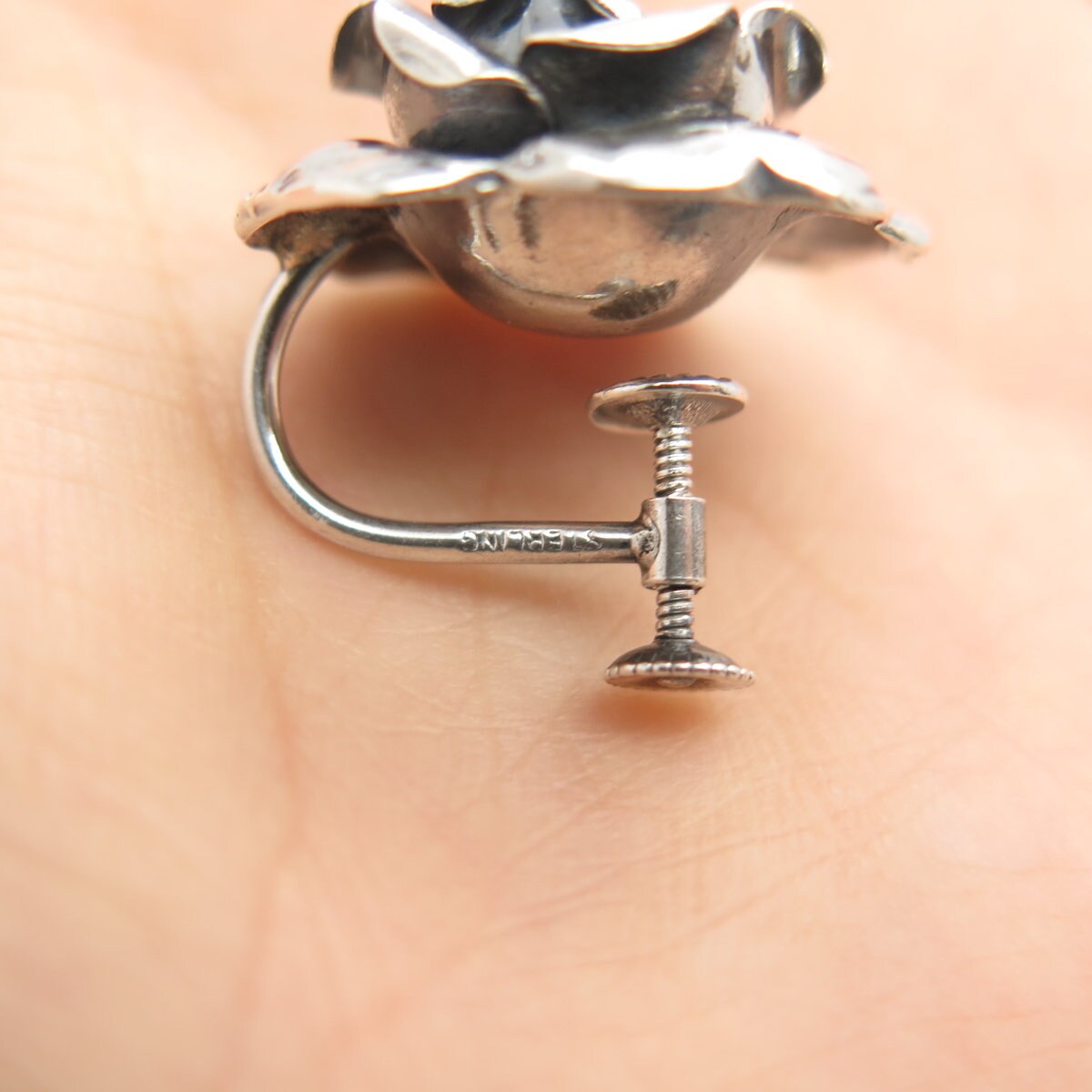 925 Sterling Silver Vintage Rose Floral Screw Back Earrings