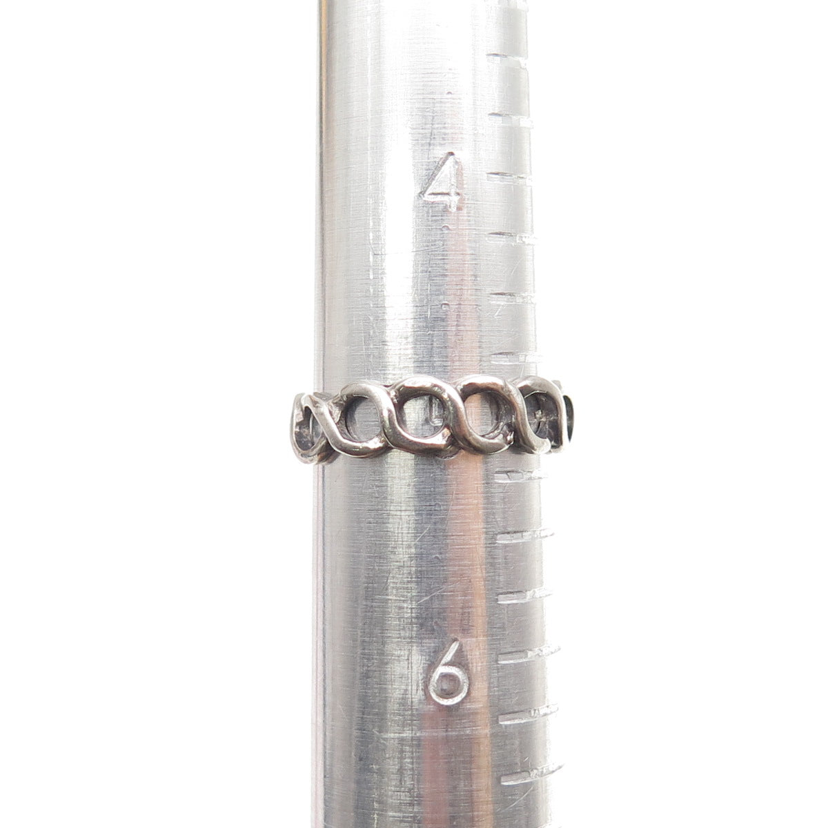 925 Sterling Silver Vintage Infinity Link Oxidized Band Ring Size 5.25