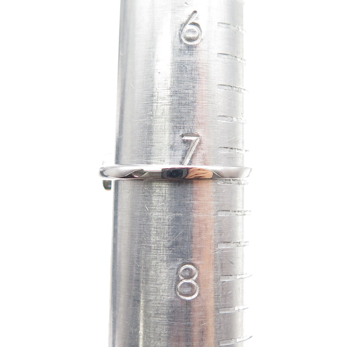 925 Sterling Silver Round-Cut C Z Engagement Ring Size 7.25