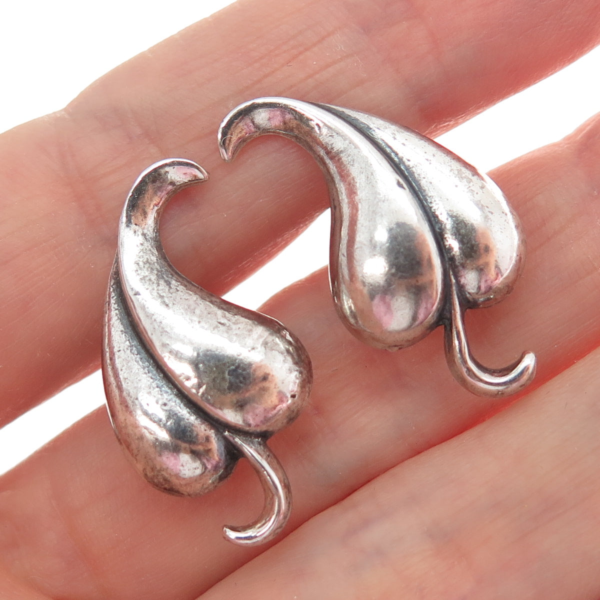 925 Sterling Silver Vintage Modernist Floral Leaf Oxidized Screw Back Earrings