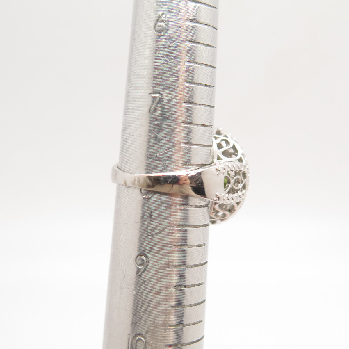 925 Sterling Silver Real White Diamond & Peridot Gem Ornate Round Ring Size 8