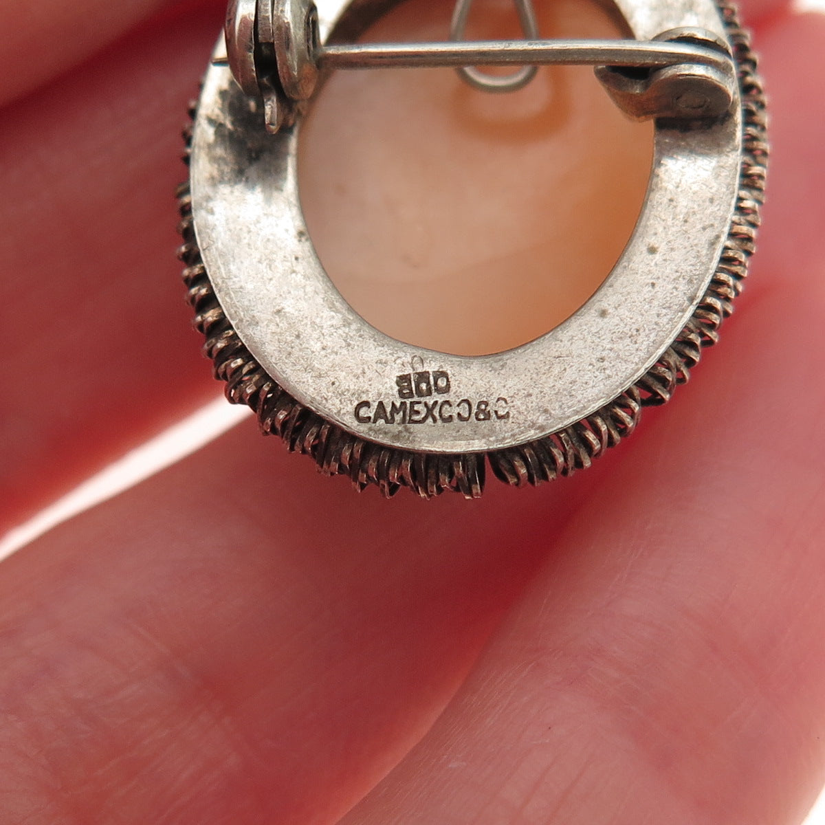 CAMEXCO & CO. 800 Silver Antique Real Carved MOP Cameo Pin Brooch / Pendant