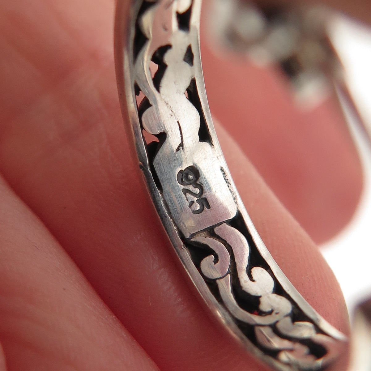 925 Sterling Silver Vintage Floral Scroll Oxidized Hoop Earrings