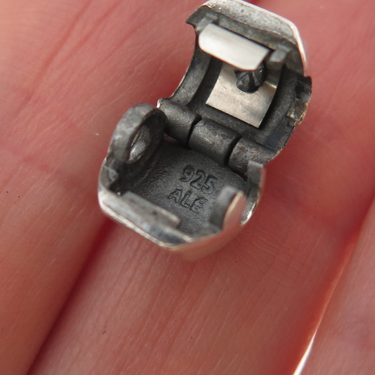 Pandora 925 Sterling Silver Clip Lock Charm