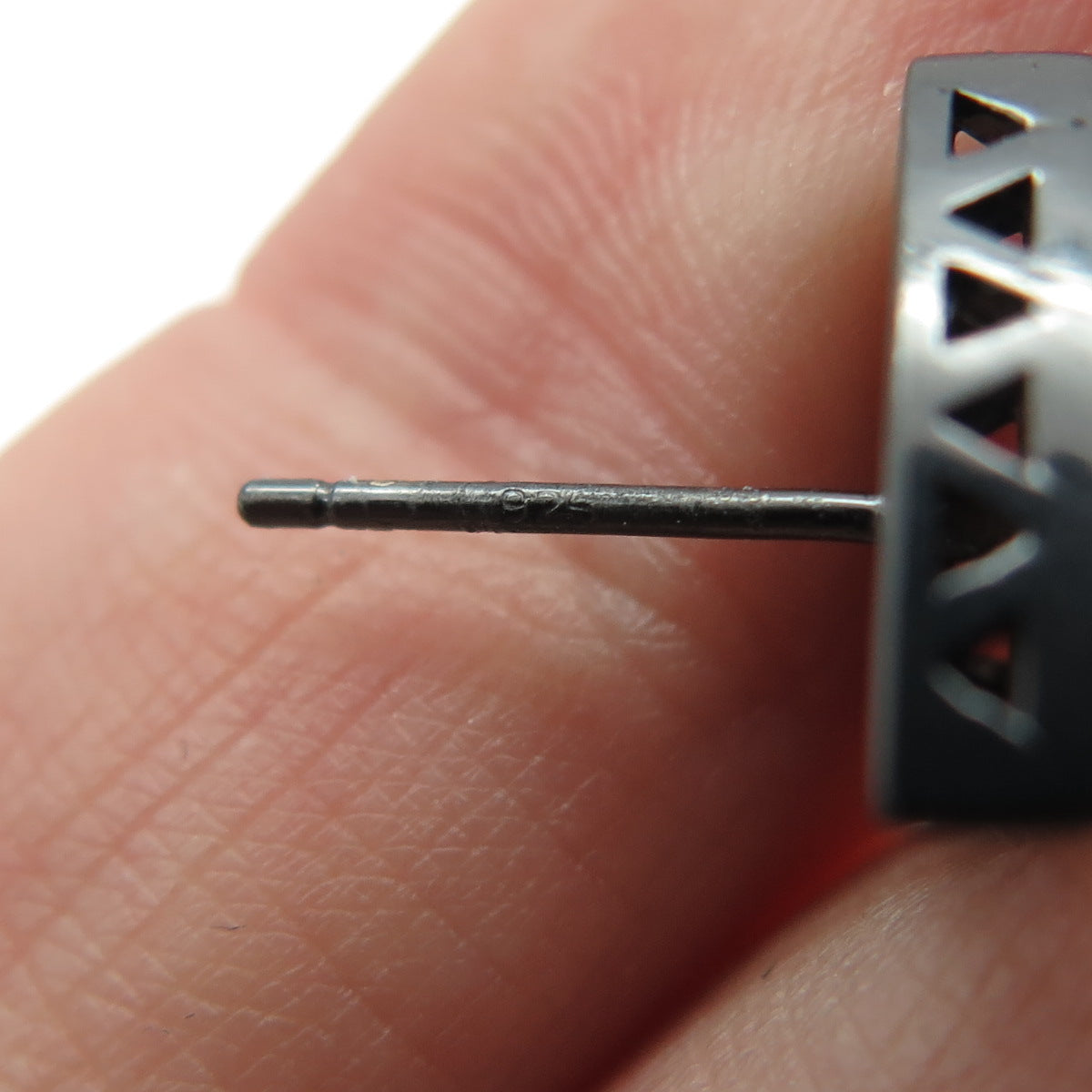 925 Sterling Silver Real Round-Cut Black Spinel Oxidized Triangle Earrings