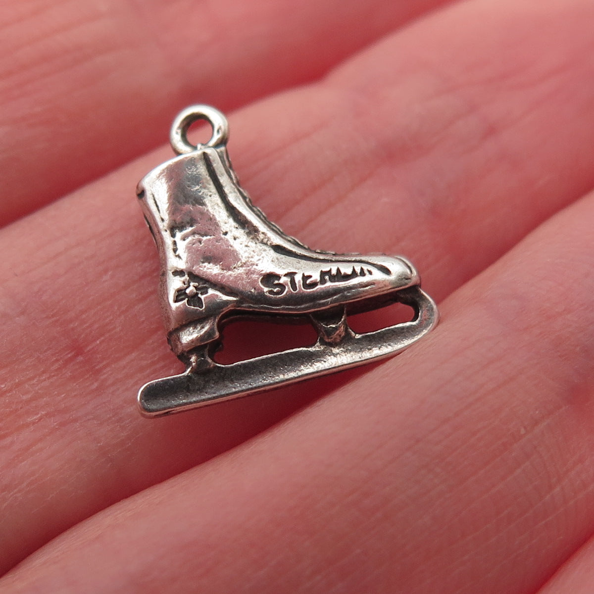 Sunwest 925 Sterling Silver Vintage Ice Skate Oxidized Mini Charm Pendant