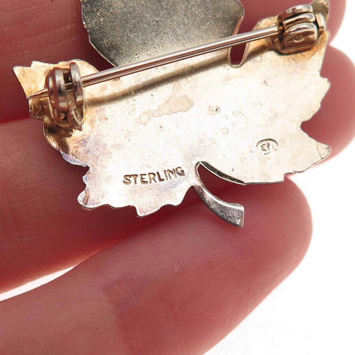 925 Sterling Silver 2-Tone Vintage Maple Leaf Pin Brooch