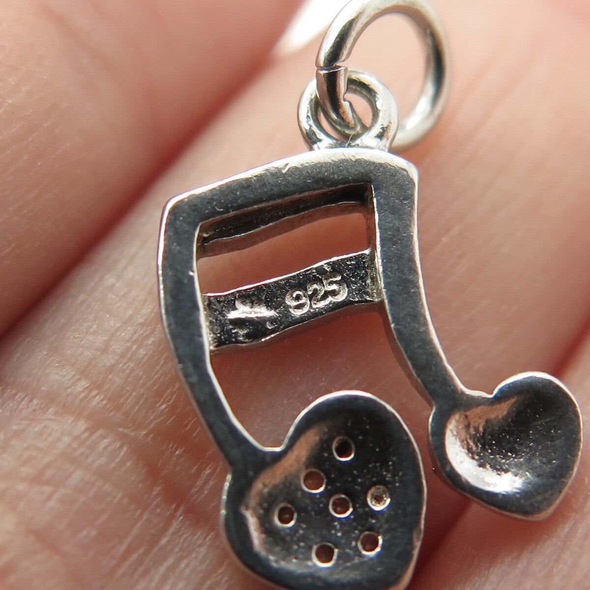 925 Sterling Silver Vintage Round-Cut C Z Eighth Note Minimalist Charm Pendant