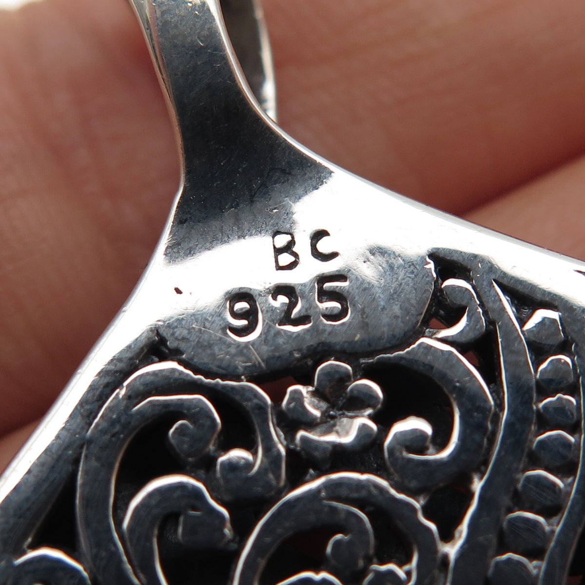 925 Sterling Silver Vintage Modernist Scroll Oxidized Charm Pendant